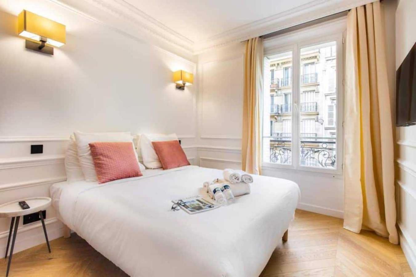 Newly Rebuilt By Architect - Center Of Appartamento Parigi